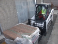 Bobcat ��dowarka g�sienicowa z palet� �adunku